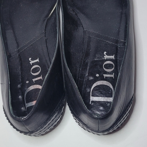 **SOLD** DIOR 🖤 - Picture 3 of 7